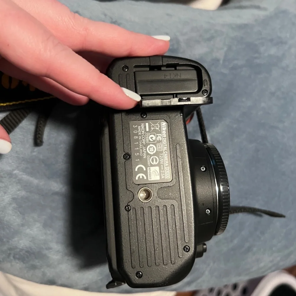 Nikon D 3000